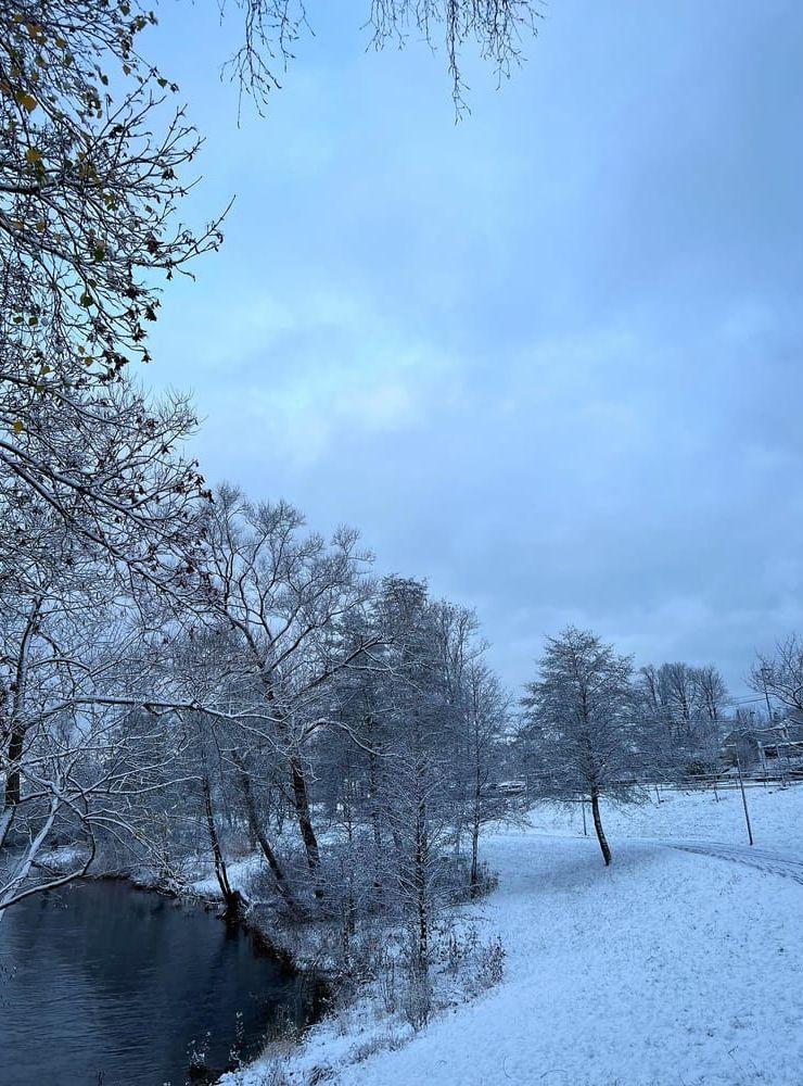 Snöbilder med från Lerum och Partille.