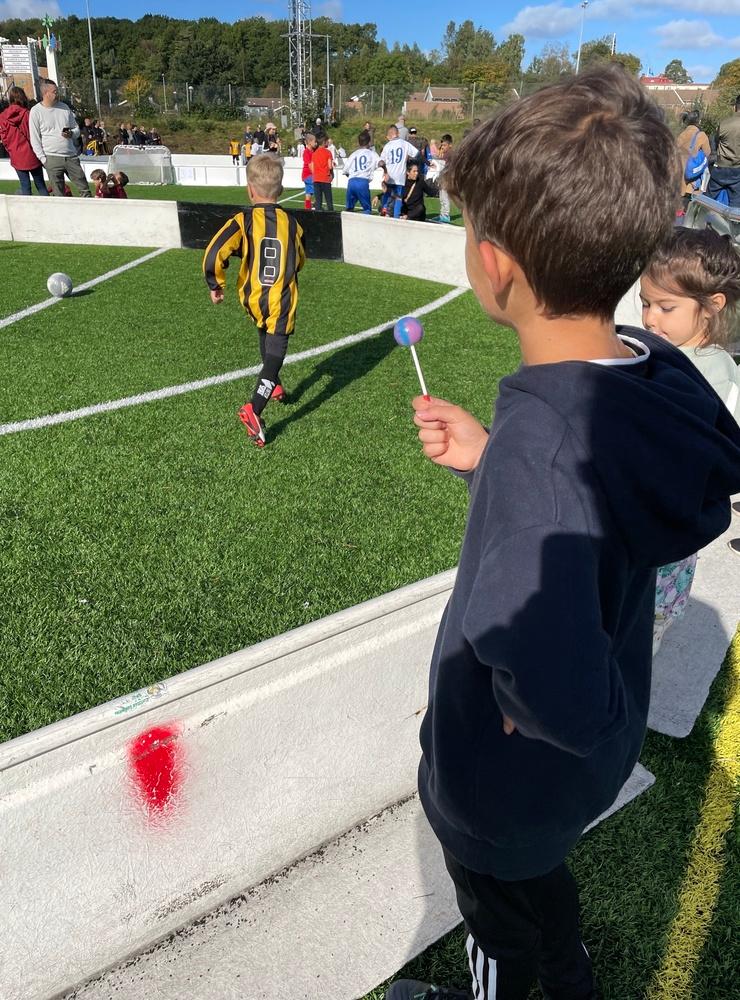 Det var fullt ös på Öjersjö fotbollsplan hela lördagen då det var minicup för ett 70-tal anmälda lag.