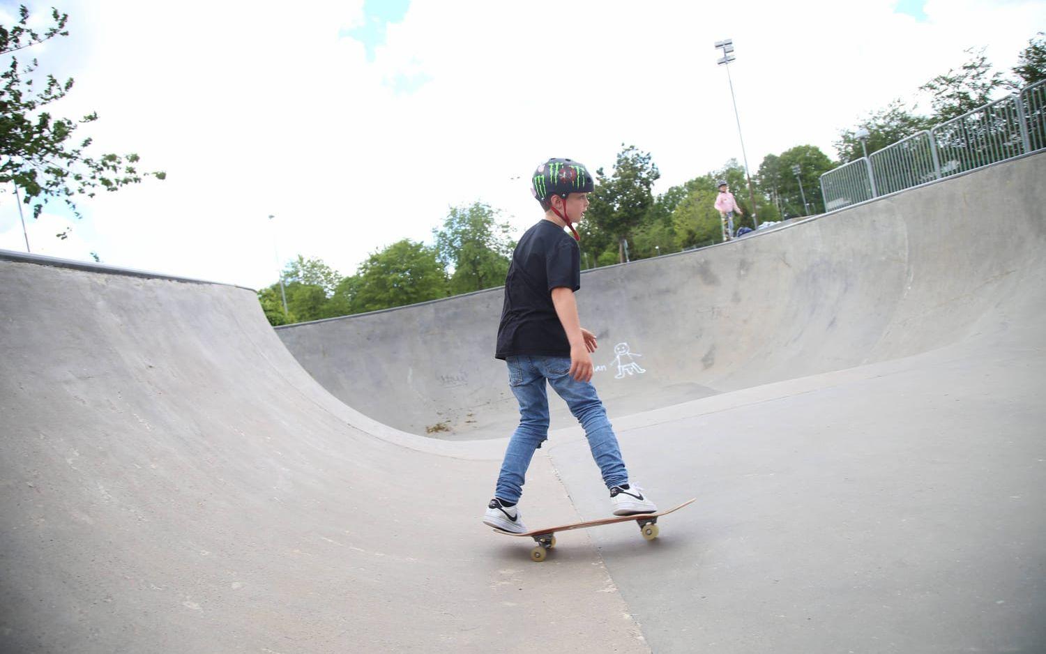 I bakgrunden syns den 2,3 meter djupa ”bowlen”.